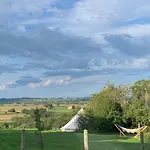 Les Fresses Glamping Luxury tent Saint-Julien-la-Genete