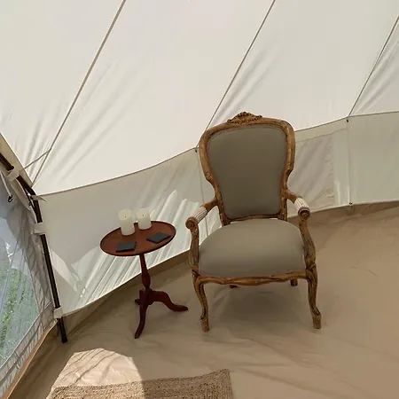 Luxusní stan Les Fresses Glamping Saint-Julien-la-Genete